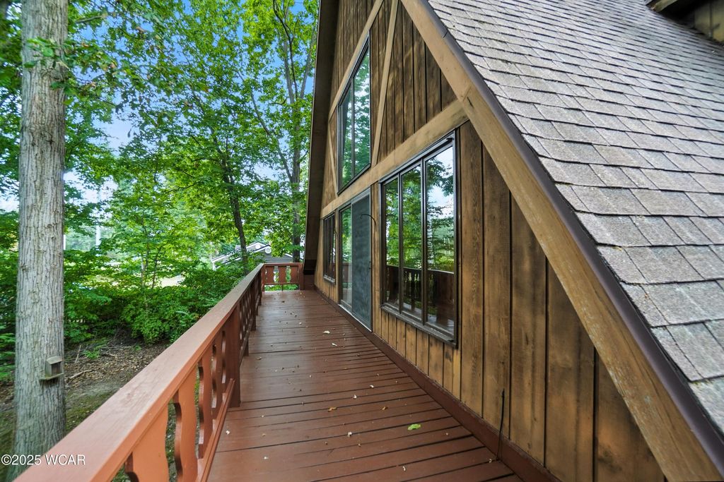 Photo of 1450 Fostoria Avenue, Findlay, OH 45840 (MLS # 307935)