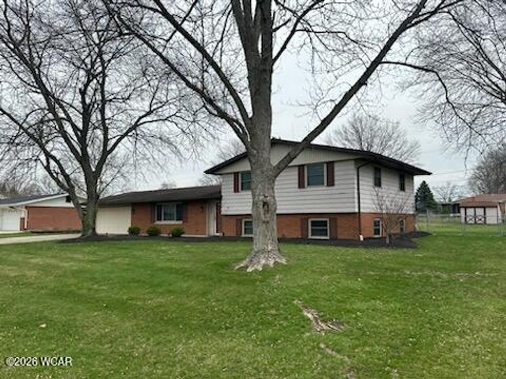 Photo of 2143 Odema Drive, Lima, OH 45806 (MLS # 309720)
