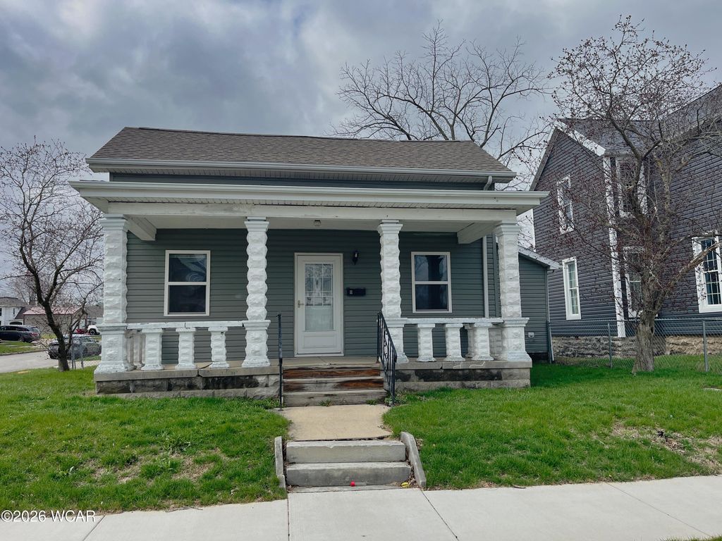 Photo of 11 S Water Street, Wapakoneta, OH 45895 (MLS # 309808)