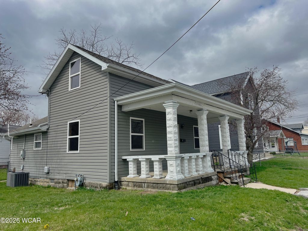 Photo of 11 S Water Street, Wapakoneta, OH 45895 (MLS # 309808)