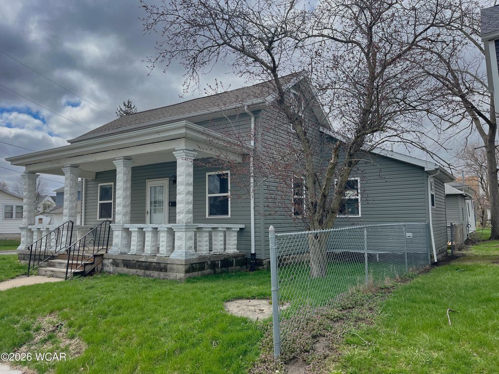 Photo of 11 S Water Street, Wapakoneta, OH 45895 (MLS # 309808)