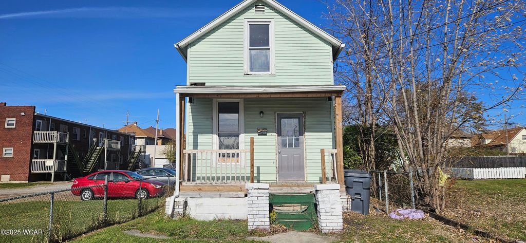 Photo of 774 W Wayne Street, Lima, OH 45801 (MLS # 309079)