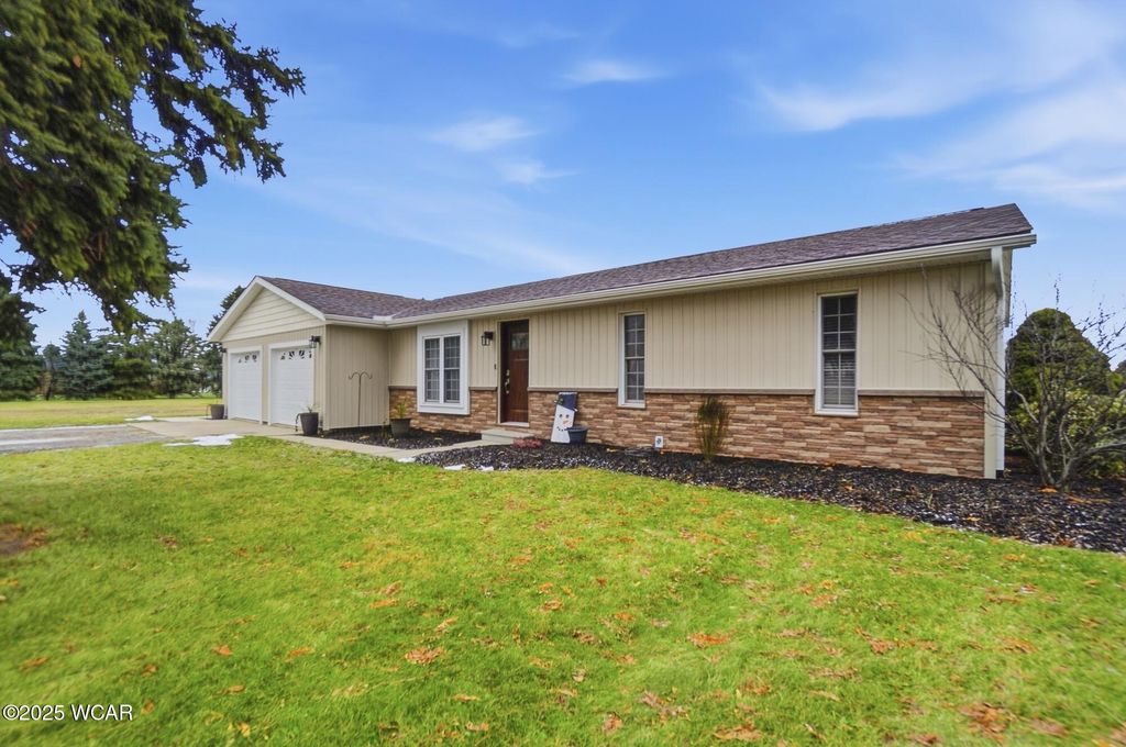 Photo of 8448 Elida Road, Delphos, OH 45833 (MLS # 308990)