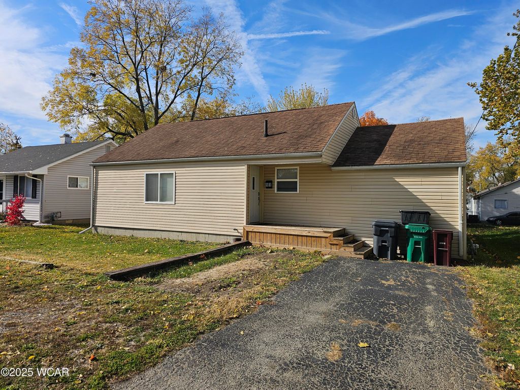 Photo of 181 N Dana Avenue, Lima, OH 45804 (MLS # 308845)