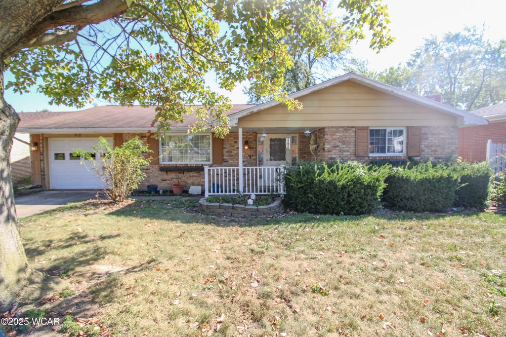 Photo of 918 Cornell Drive, Lima, OH 45805 (MLS # 308453)