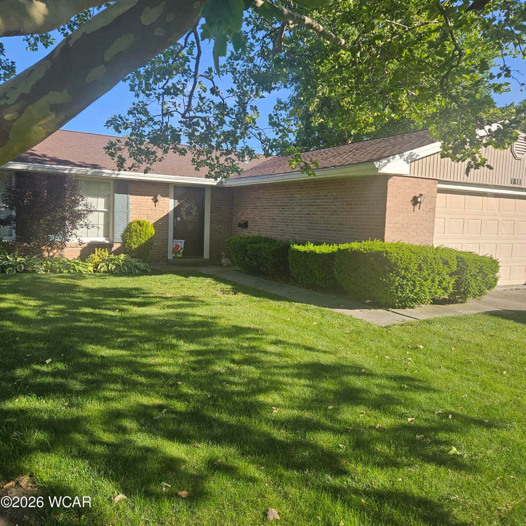 Photo of 1811 Mound Road, Lima, OH 45805 (MLS # 310480)