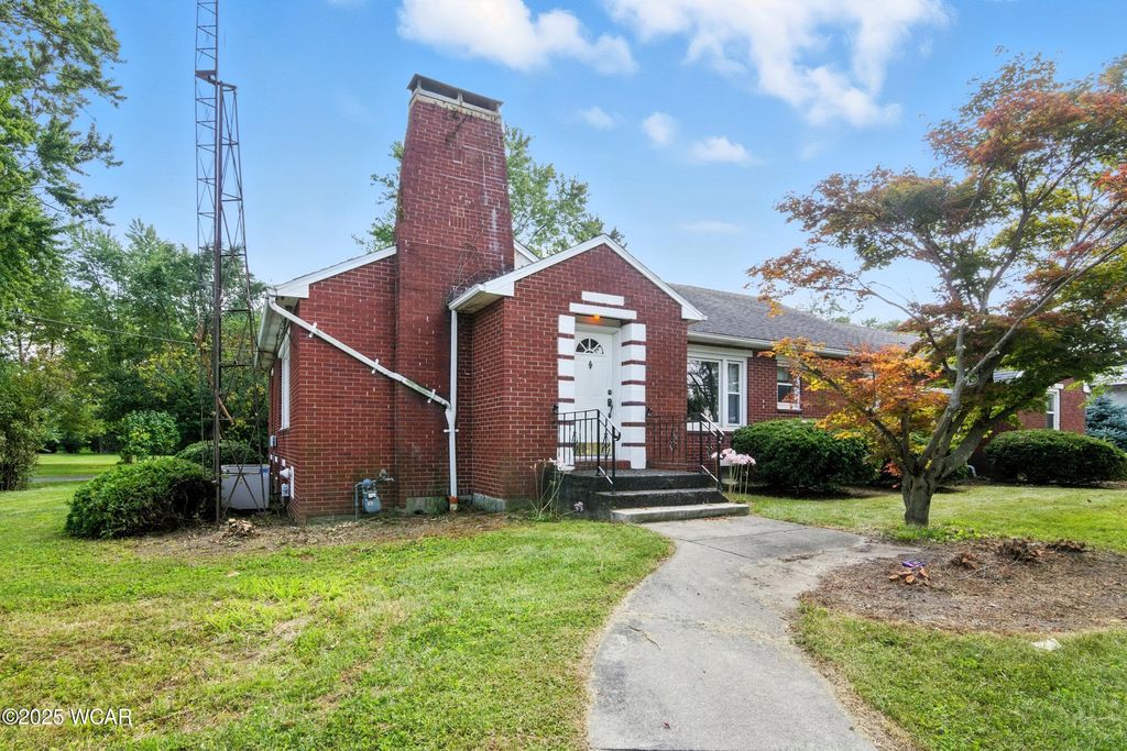 Photo of 1236 E Ervin Road, Van Wert, OH 45891 (MLS # 307955)