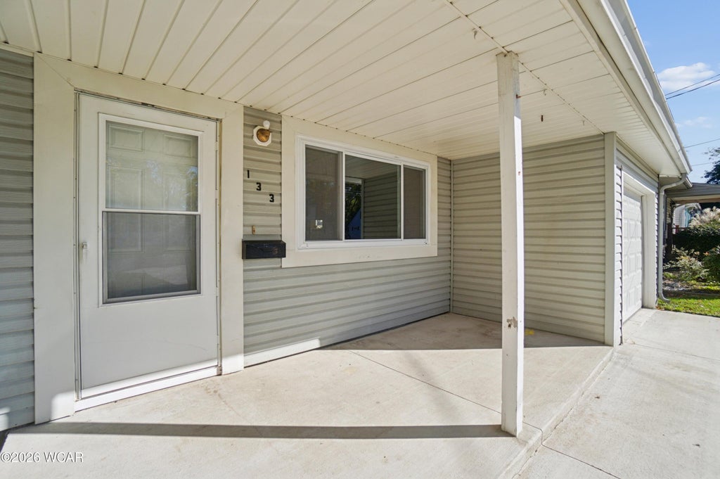 Photo of 133 S Roberts Avenue, Lima, OH 45804 (MLS # 311998)