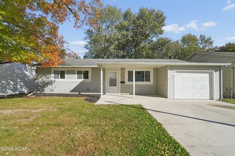 Photo of 133 S Roberts Avenue, Lima, OH 45804 (MLS # 311998)