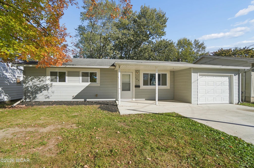 Photo of 133 S Roberts Avenue, Lima, OH 45804 (MLS # 311998)