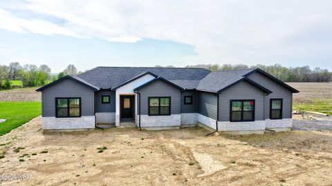 Photo of 1839 Baty Road, Lima, OH 45807 (MLS # 310037)