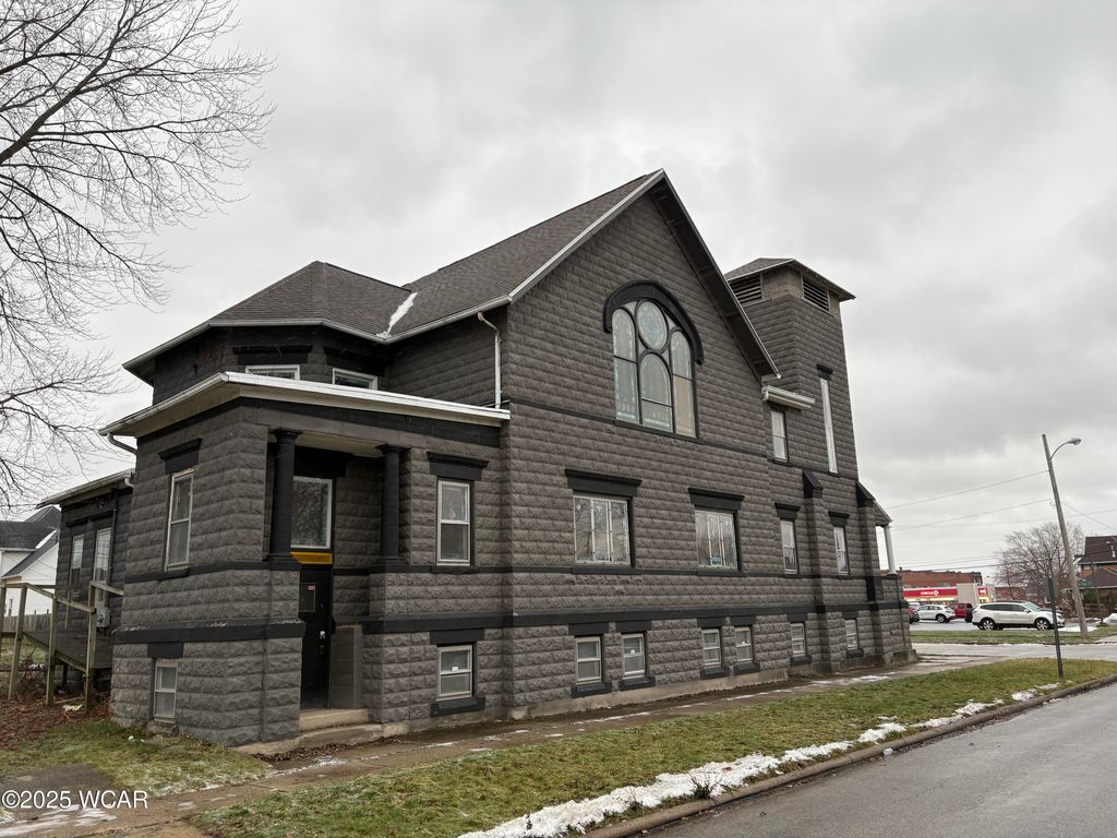 Photo of 500 W High Street, Saint Marys, OH 45885 (MLS # 309029)