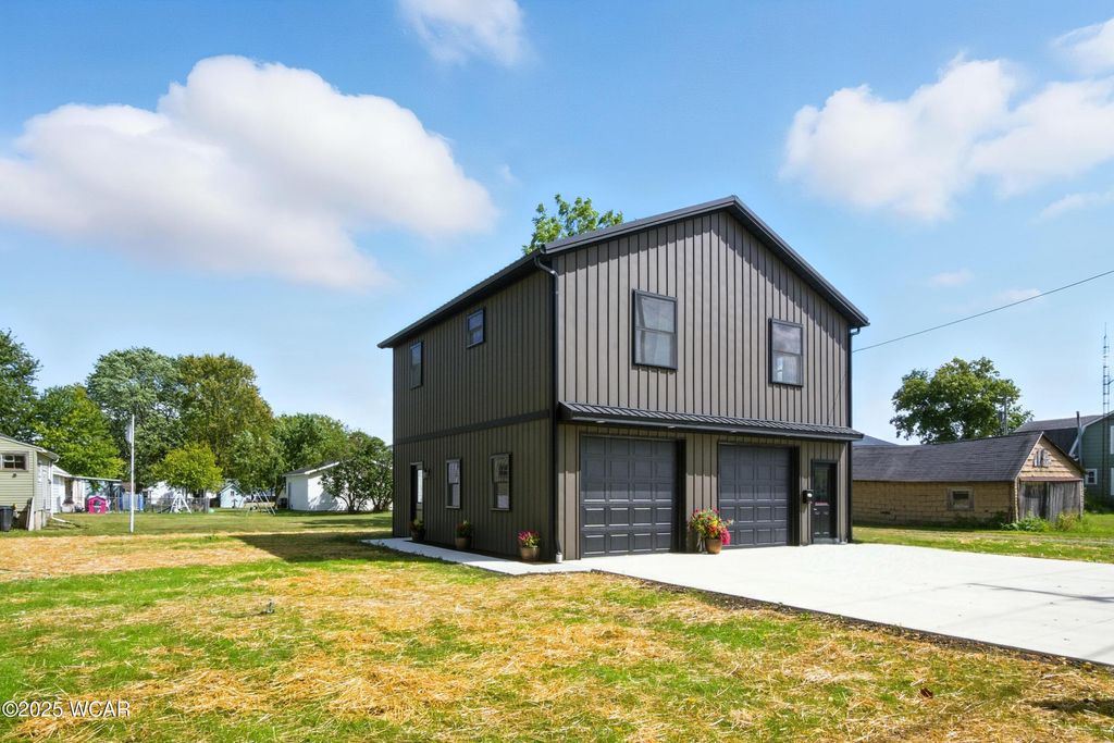 Photo of 1120 Park Street, Van Wert, OH 45891 (MLS # 308077)