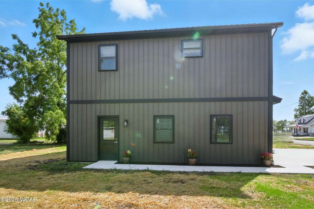 Photo of 1120 Park Street, Van Wert, OH 45891 (MLS # 308077)