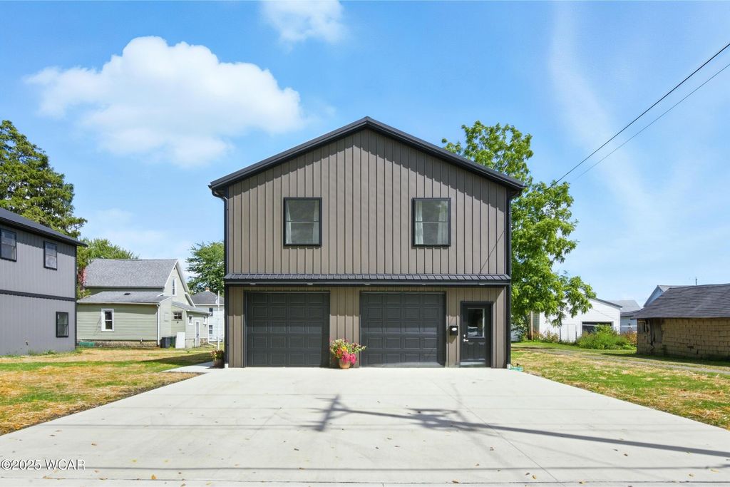 Photo of 1120 Park Street, Van Wert, OH 45891 (MLS # 308077)