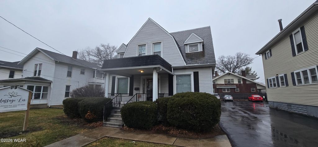Photo of 617 N Jameson Avenue, Lima, OH 45805 (MLS # 310151)