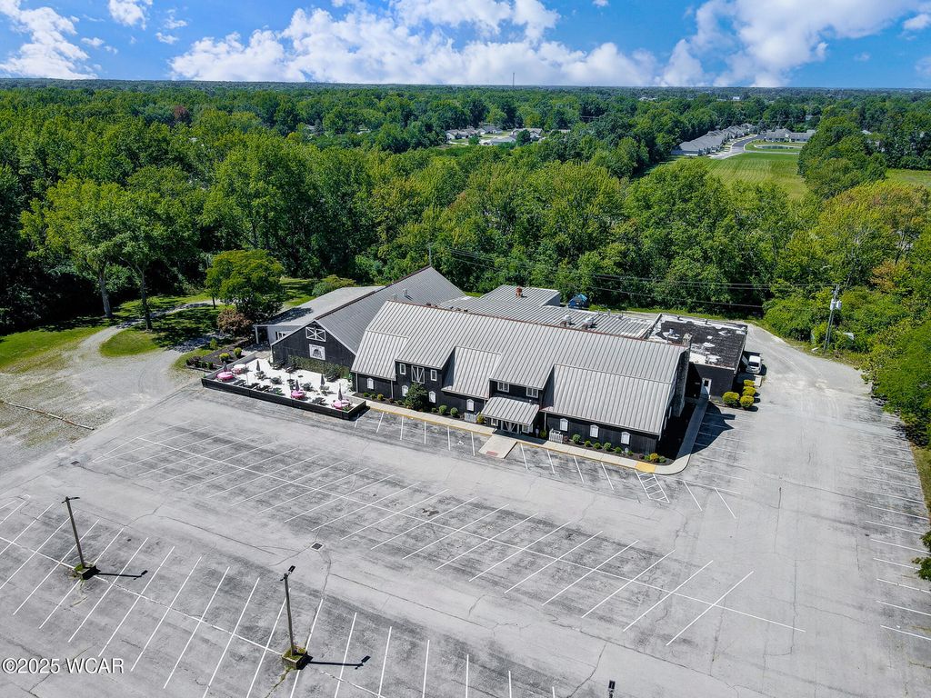 Photo of 3175 W Elm Street, Lima, OH 45805 (MLS # 308975)