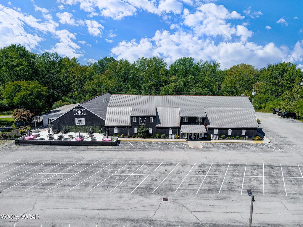 Photo of 3175 W Elm Street, Lima, OH 45805 (MLS # 308975)