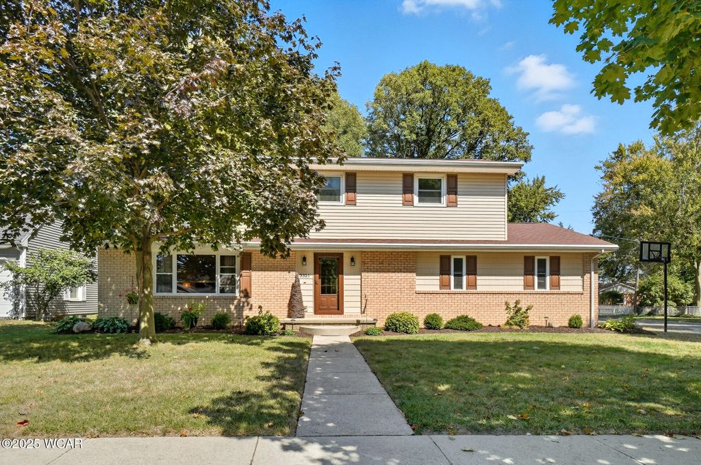 Photo of 3321 Norcrest Street, Findlay, OH 45840 (MLS # 308252)