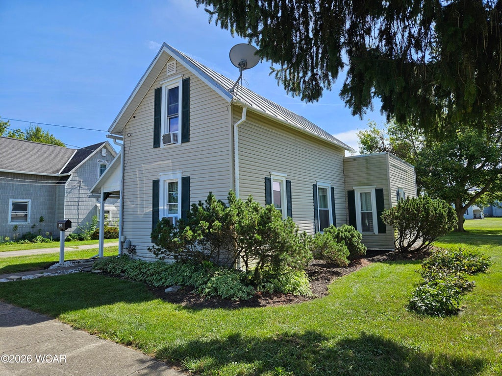 Photo of 104 Pearl Street, Columbus Grove, OH 45830 (MLS # 311618)