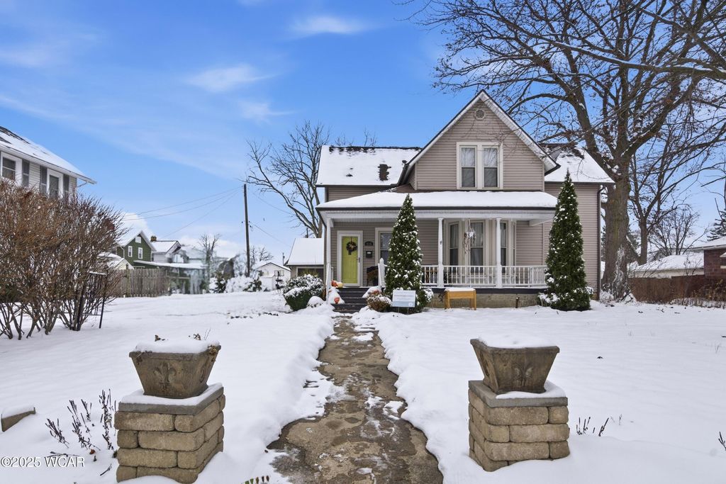 Photo of 515 N Jefferson Street, Van Wert, OH 45891 (MLS # 309051)