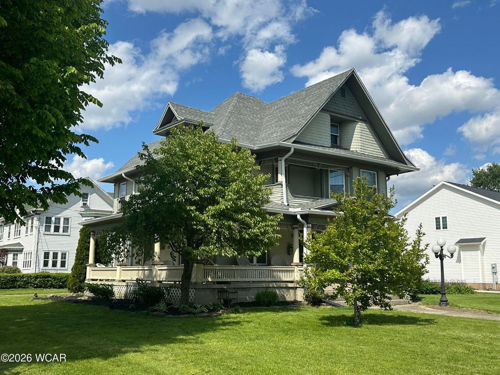 Photo of 1534 Lakewood Avenue, Lima, OH 45805 (MLS # 310190)