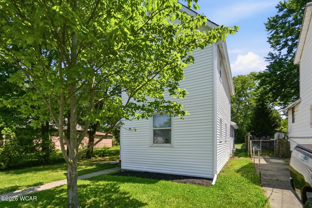 Photo of 735 Holly Street, Lima, OH 45804 (MLS # 311022)