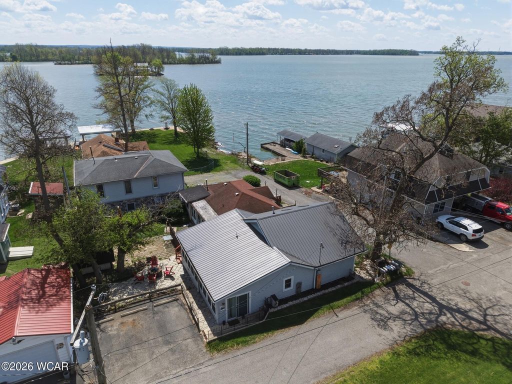 Photo of 14221 Lakewood Avenue, Lakeview, OH 43331 (MLS # 309372)