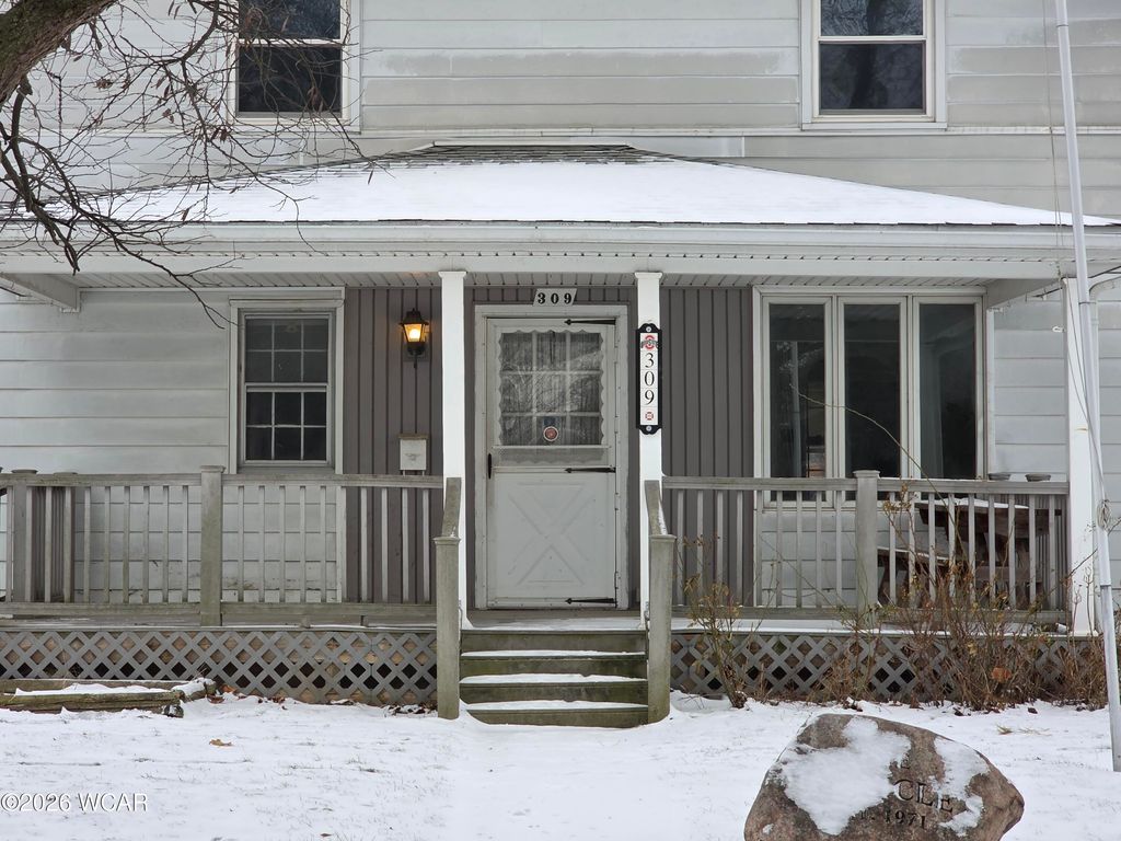 Photo of 309 W Silver Street, Wapakoneta, OH 45895 (MLS # 309137)