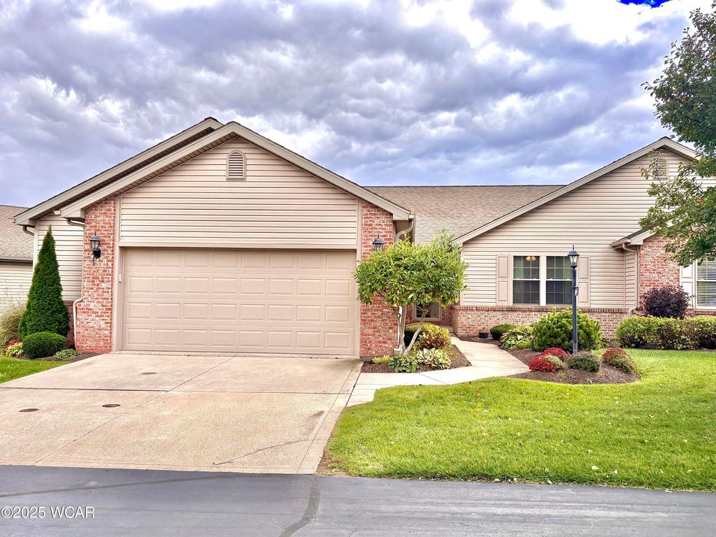 Photo of 4080 Brookshore Drive, Lima, OH 45801 (MLS # 308646)