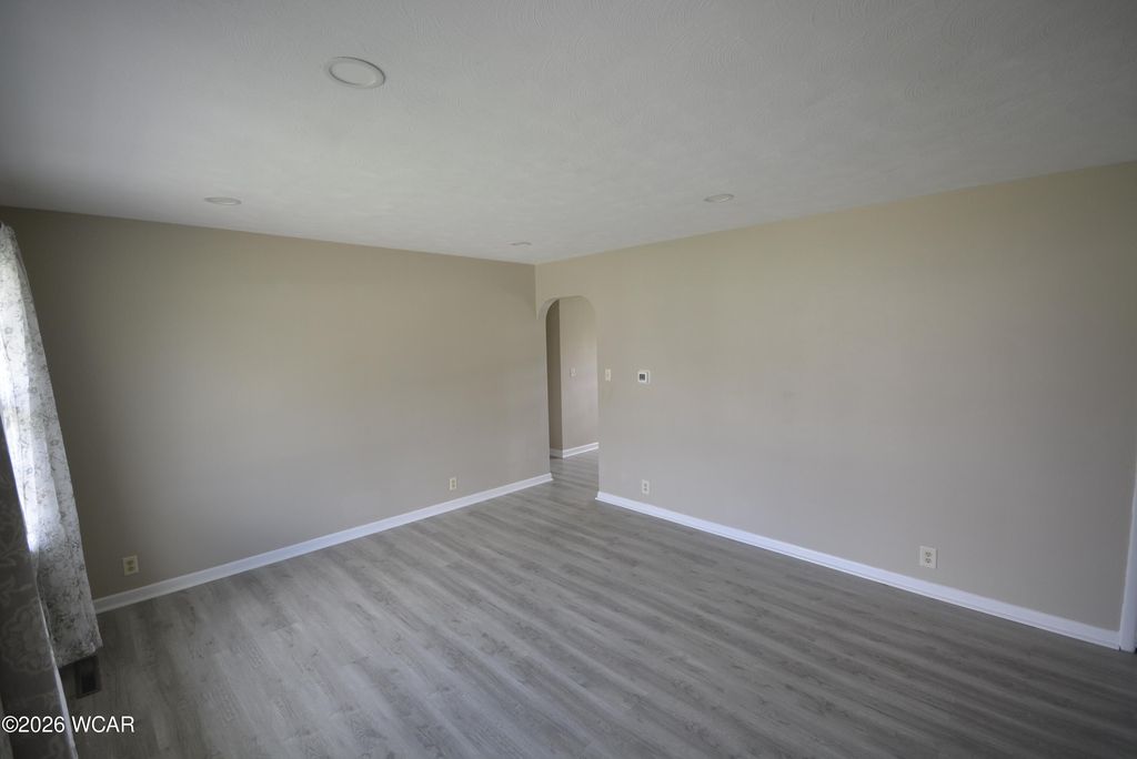 Photo of 1120 Melrose Street, Lima, OH 45801 (MLS # 309883)