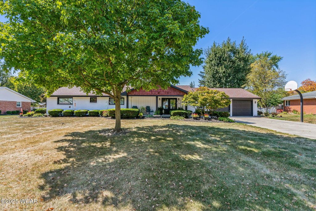 Photo of 1018 Cherry Lane, Findlay, OH 45840 (MLS # 308315)