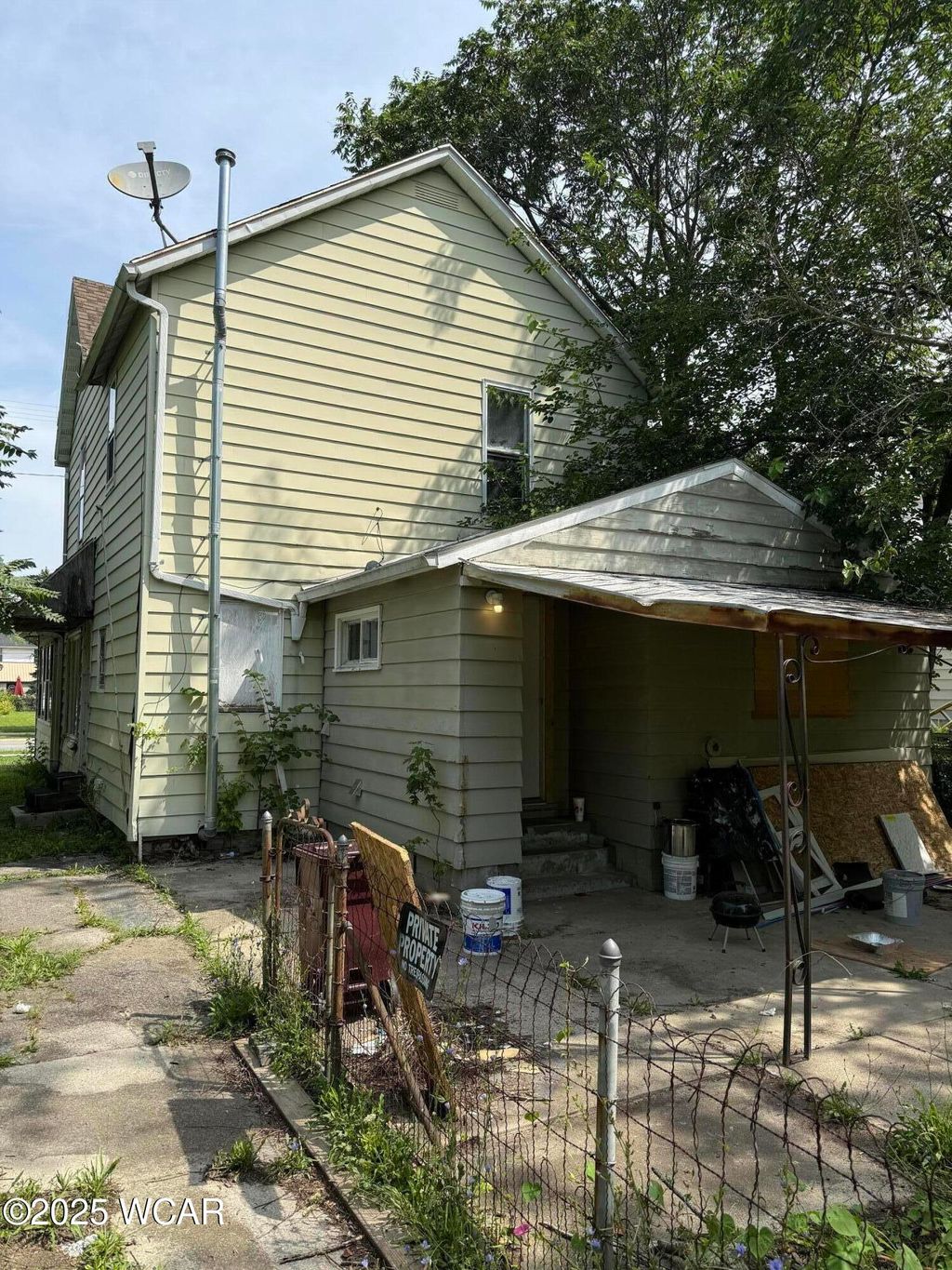 Photo of 706 E Kibby Street, Lima, OH 45804 (MLS # 308680)