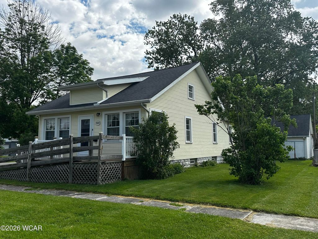 Photo of 1100 S Main Street, Fostoria, OH 44830 (MLS # 310235)