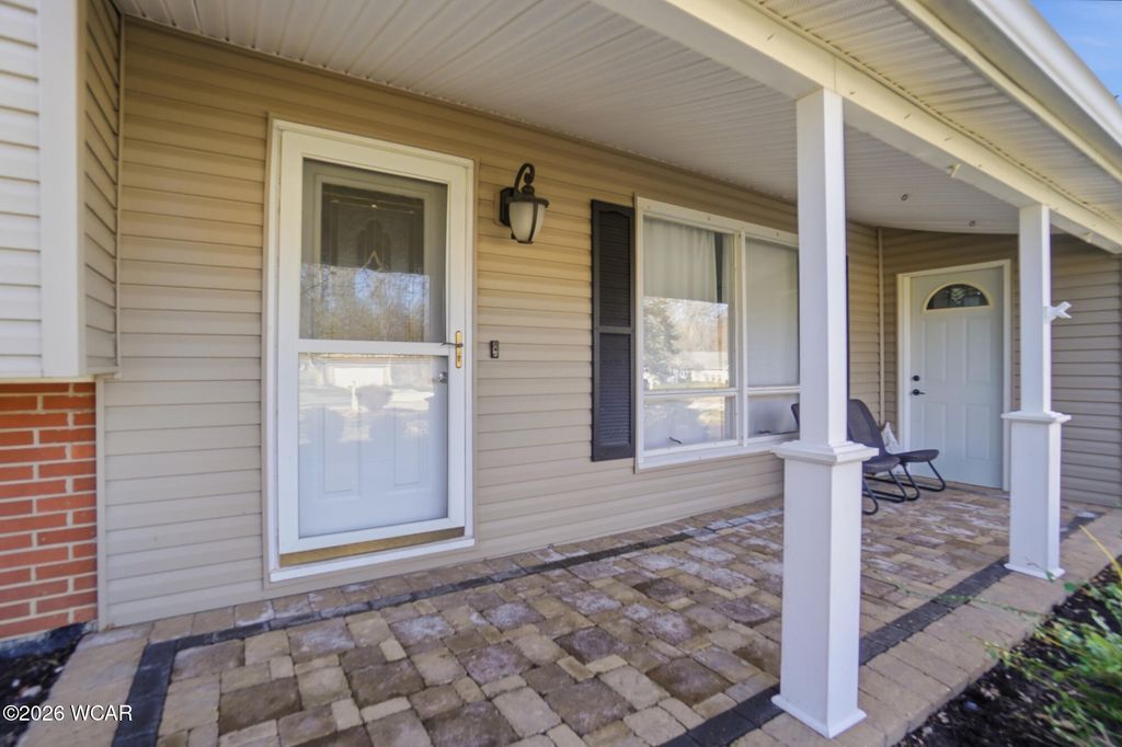 Photo of 3829 Meadowview Drive, Lima, OH 45805 (MLS # 309585)