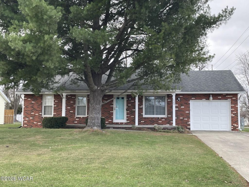 Photo of 1500 E High Street, Lima, OH 45804 (MLS # 309687)