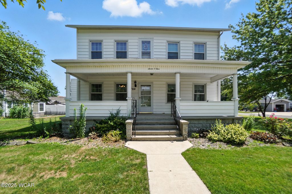 Photo of 704 N Franklin Street, Delphos, OH 45833 (MLS # 307758)