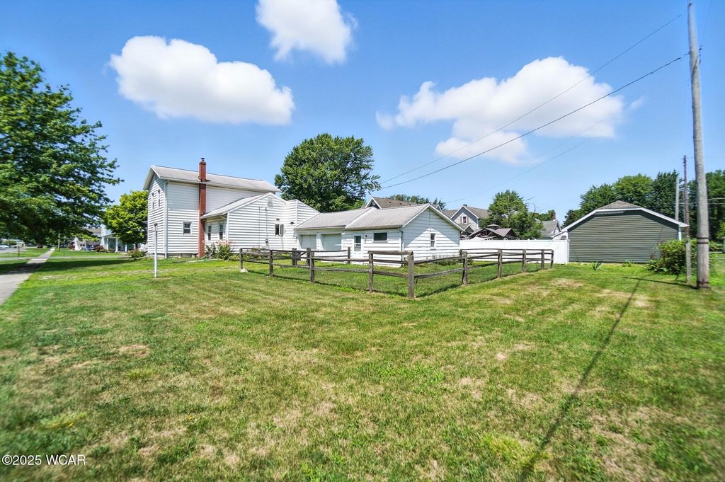Photo of 704 N Franklin Street, Delphos, OH 45833 (MLS # 307758)