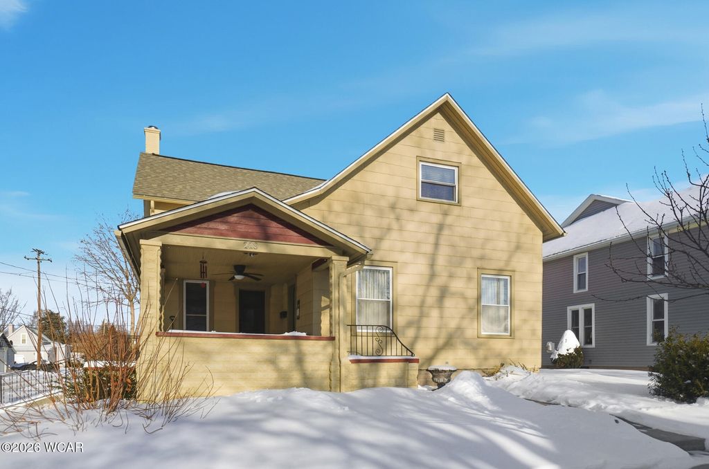 Photo of 218 S Jackson Street, Bluffton, OH 45817 (MLS # 309315)
