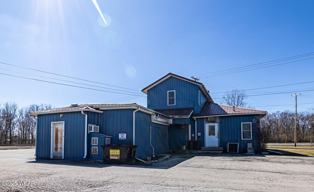 Photo of 801 Steiner Ave Avenue, Kenton, OH 43326 (MLS # 306544)