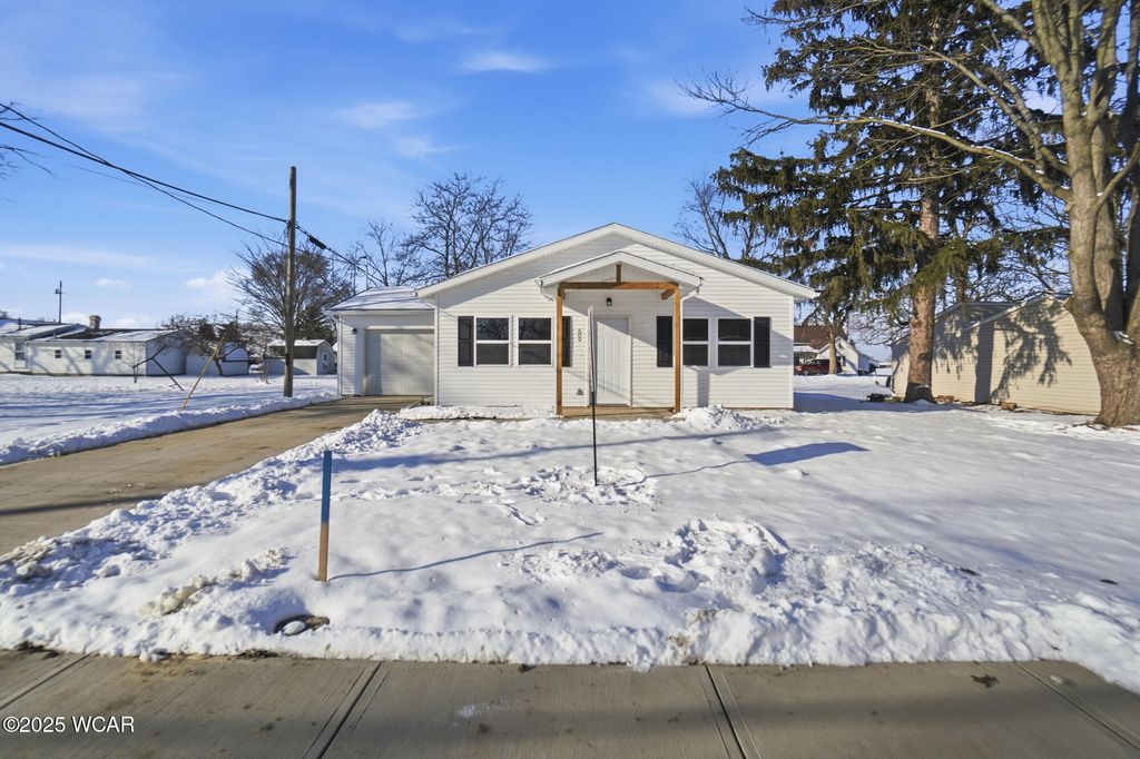 Photo of 609 Shaffer Street, Van Wert, OH 45891 (MLS # 308985)