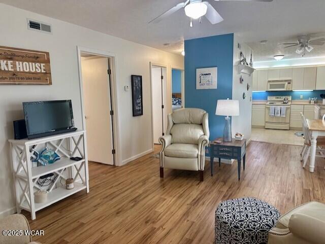 Russells Point, Ohio 43348, United States, 2 Bedrooms Bedrooms, ,2 BathroomsBathrooms,Residential,Active,171100