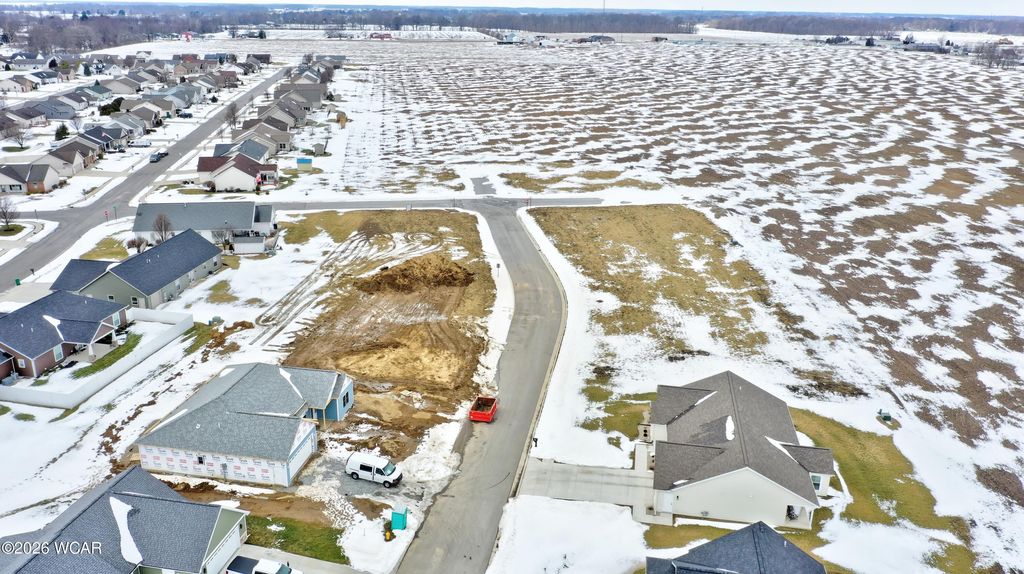 Photo of 3721 Comanche Drive, Lima, OH 45807 (MLS # 309422)