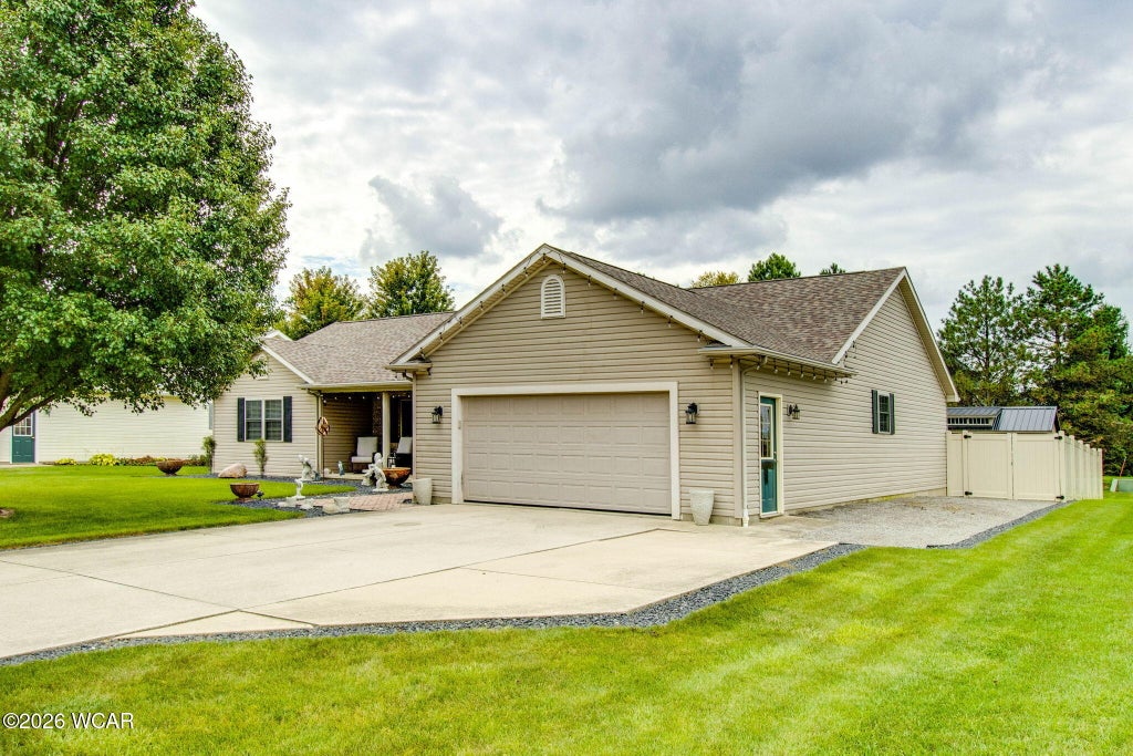 Photo of 1417 Apache Trail, Wapakoneta, OH 45895 (MLS # 311563)