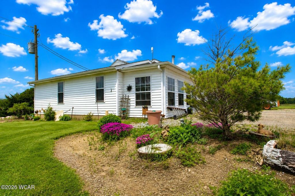Photo of 6275 Shindeldecker Road, Rockford, OH 45882 (MLS # 310287)
