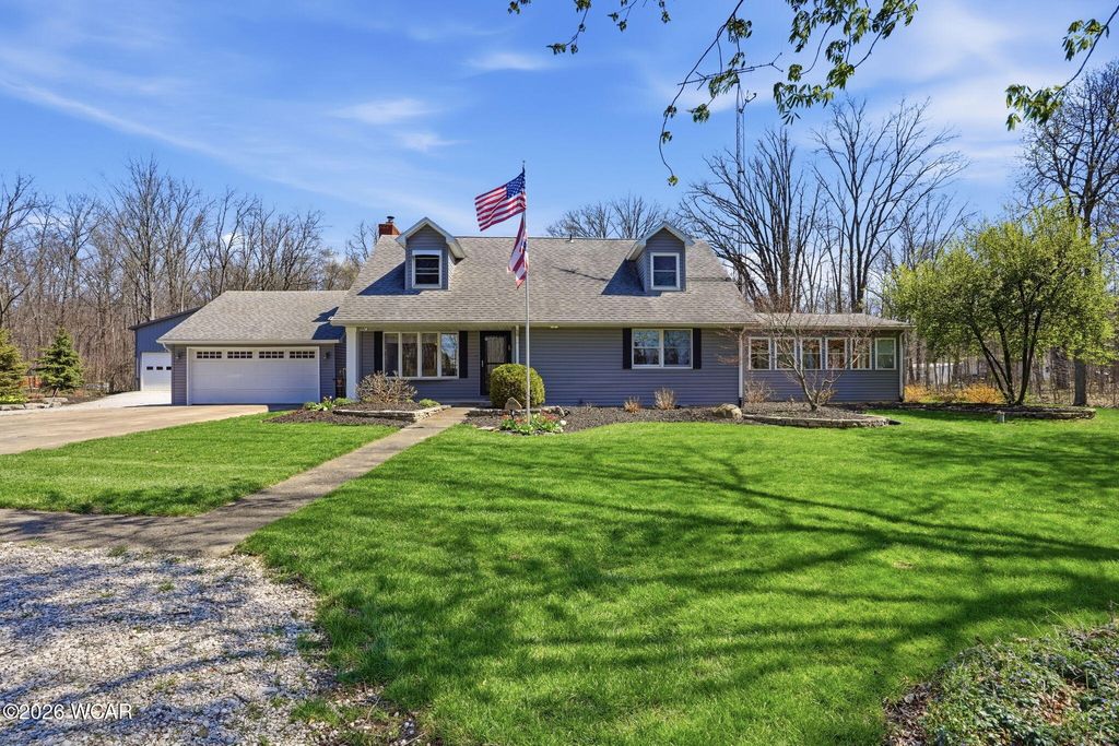 Photo of 6885 Township Road 215, Findlay, OH 45840 (MLS # 309943)