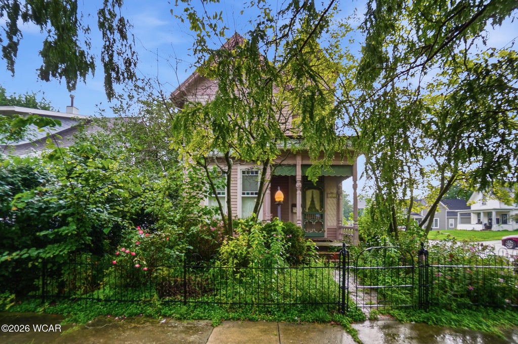 Photo of 101 S Ash Street, Saint Marys, OH 45885 (MLS # 311245)