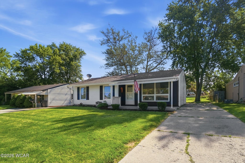 Photo of 1708 Karen Street, Lima, OH 45801 (MLS # 310422)