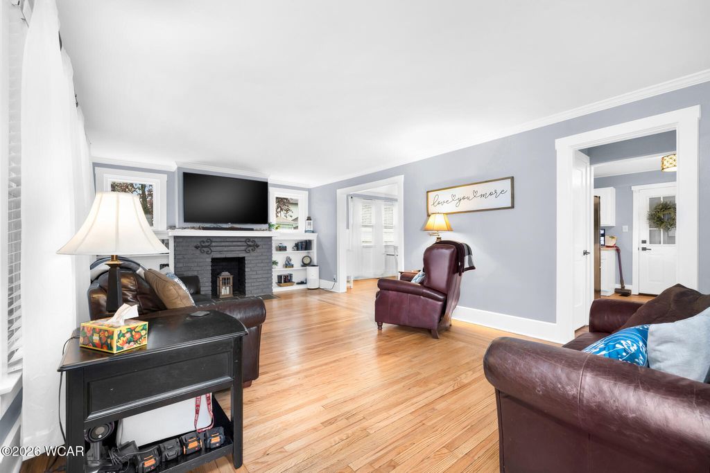 Photo of 120 E Palmer Road, Bellefontaine, OH 43311 (MLS # 310381)