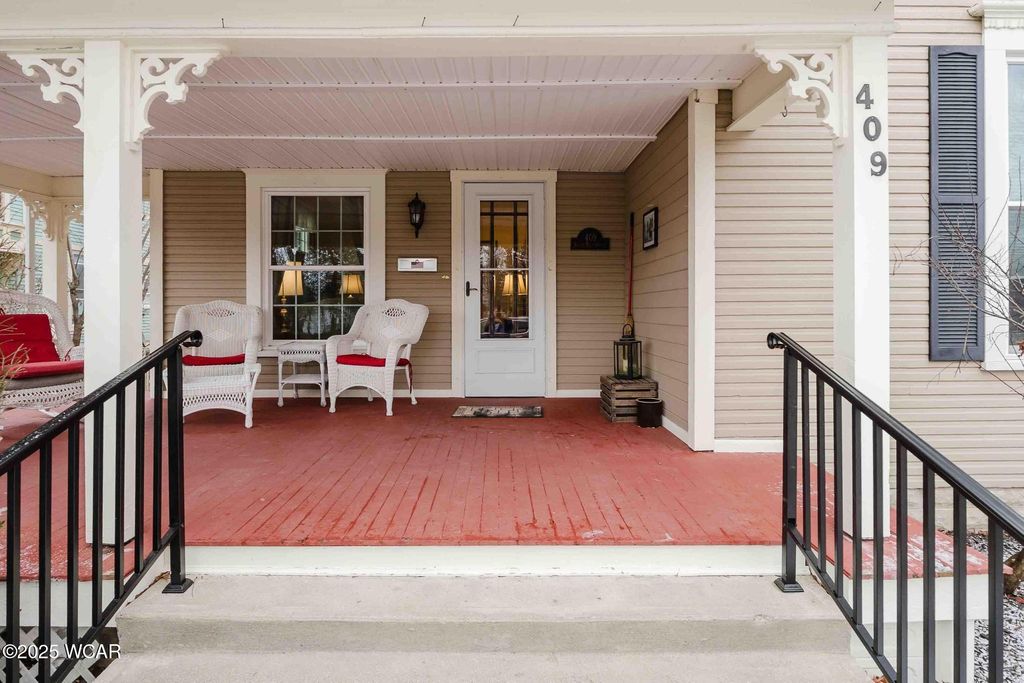 Photo of 409 S Main Street, Bluffton, OH 45817 (MLS # 309055)